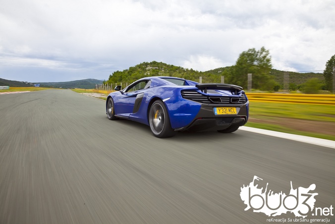 mclaren_650s_spyder_bud3_naslovna_23